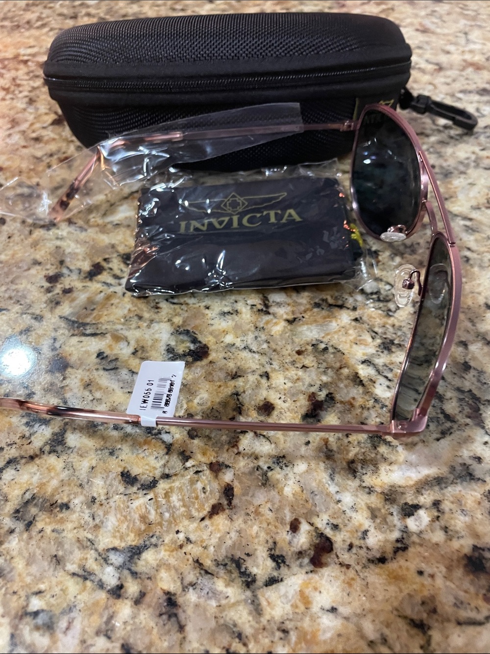Invicta Women's Aviator Sunglasses - Rose Gold Frame with Pink Mirrored Lenses - Picture 2 of 5
